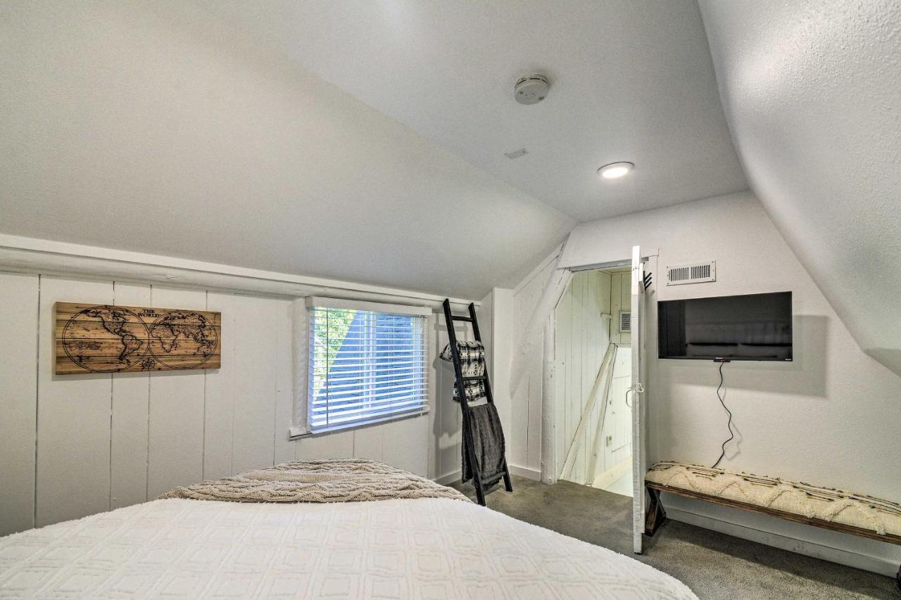 Puget Sound Cabin With Hot Tub And Water Views! Bremerton Exterior foto